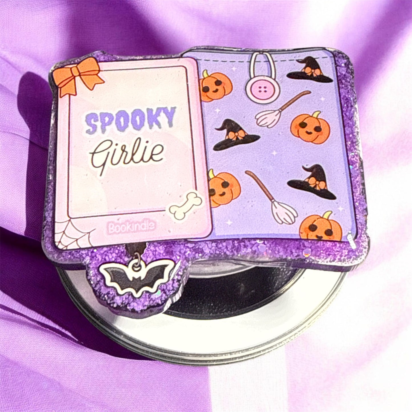 Pop Sockets - Spooky Girl