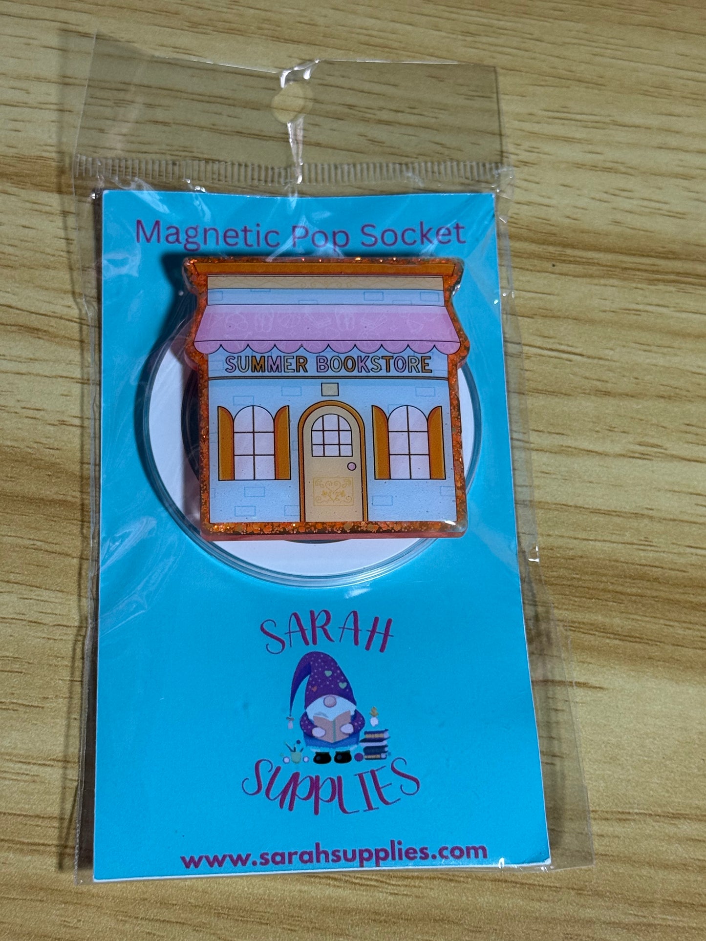 Pop Sockets - Summer Bookstore