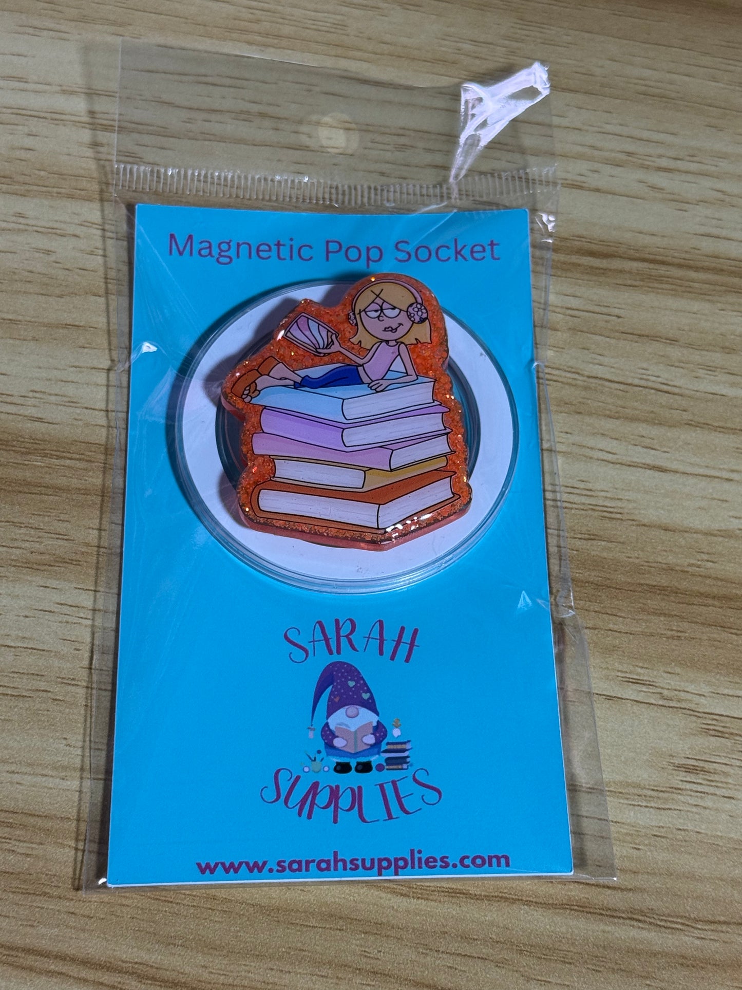 Pop Sockets - Lizzie on Books
